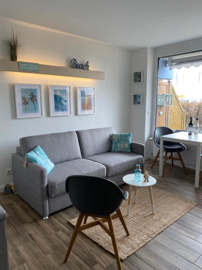 Stylische Ferienwohnung Scharbeutz Top Lage Strand Esterno foto