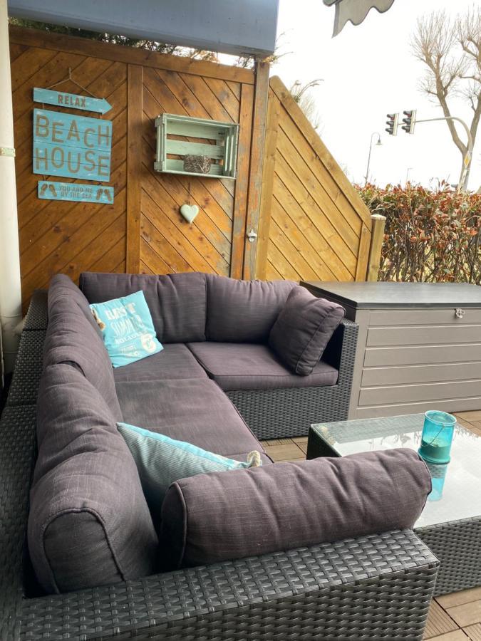 Stylische Ferienwohnung Scharbeutz Top Lage Strand Esterno foto